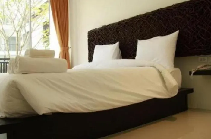 Bs Premier Airport Hotel